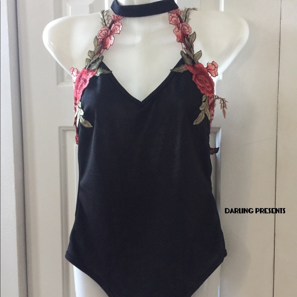 ⬇️ $36 BLACK FLORAL ROSE BACKLESS BODYSUIT SIZE XL - Picture 6 of 8
